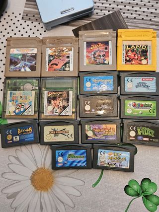 Nintendo Game Boy Advance SP + 16 juegos