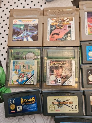Nintendo Game Boy Advance SP + 16 juegos