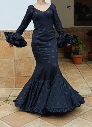 Traje Flamenca negro de lunares talla 42