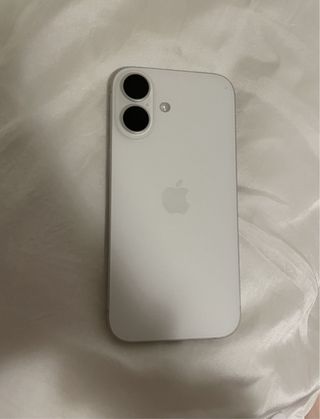 iPhone 16