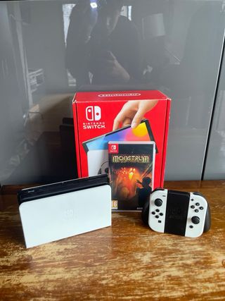 Nintendo Switch OLED + Accessori
