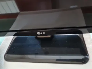 Televisor LG 28MT48D-PZ Negro