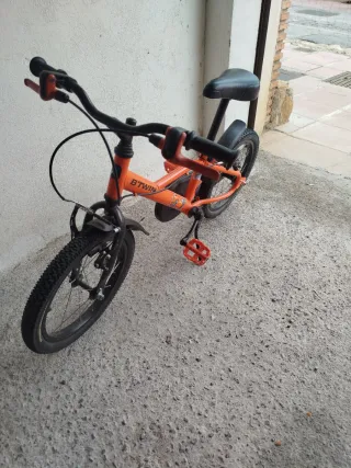 Bicicleta infantil naranja Btwin