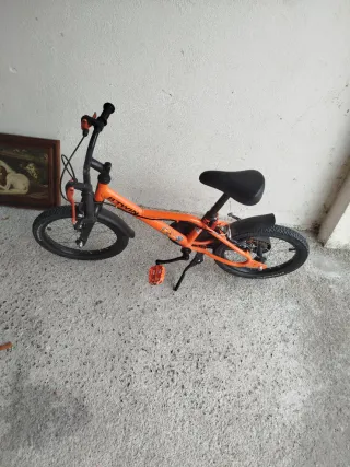Bicicleta infantil naranja Btwin