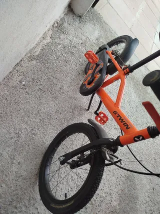 Bicicleta infantil naranja Btwin