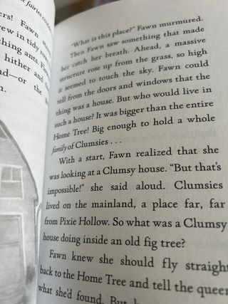 Never Girls #2: The Space Between (Disney: The ...