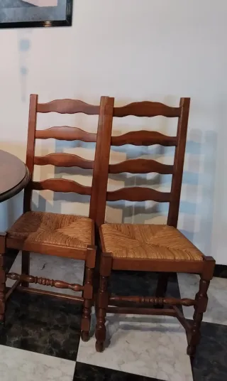 Seggiole in legno e vimini. Prezzo per unità (6)