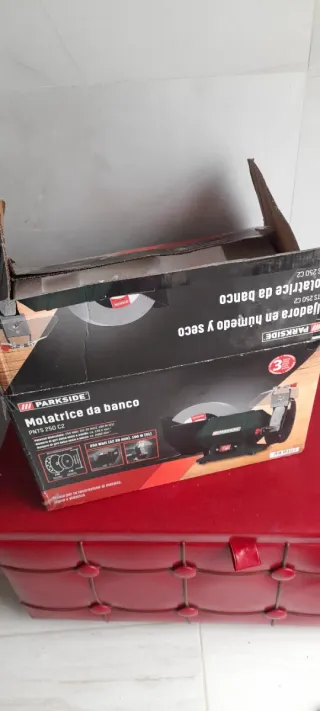 Lijadora de banco Parkside PNTS 250 C2