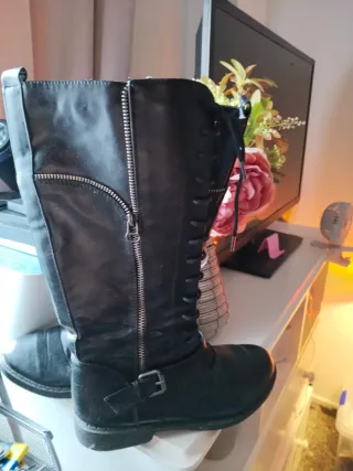 Botas altas punk/góticas talla 37