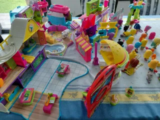 Pack Pinypon con casas y muñecos