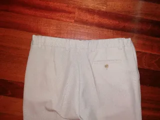 Pantalón vestir niño beige Talla 12-14.