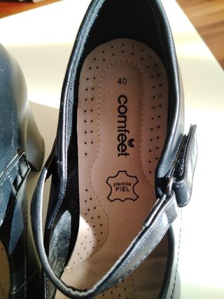 Zapatos Comfeet  Talla 40 Negros