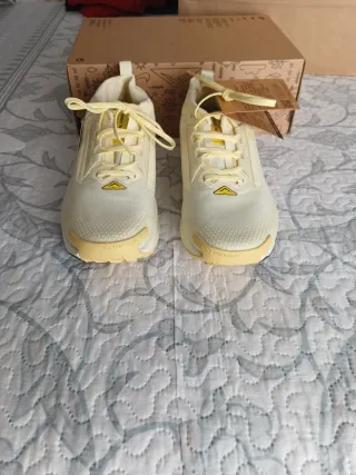 Zapatillas Nike Pegasus Trail 5 Gore-Tex Beige/Ama