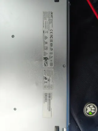 Portátil Acer Swift 1 Argento