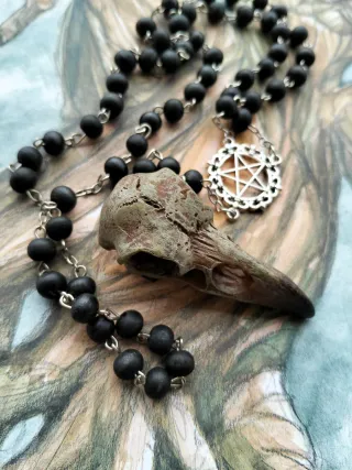 Collana teschio corvo Viking con pentacolo
