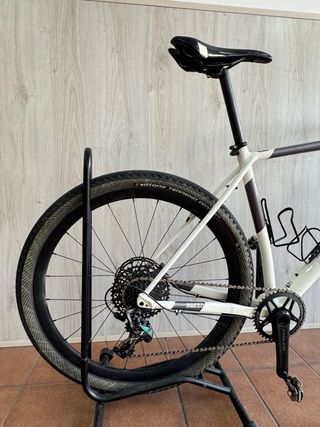 Bicicleta Gravel Felt Blanca talla 56