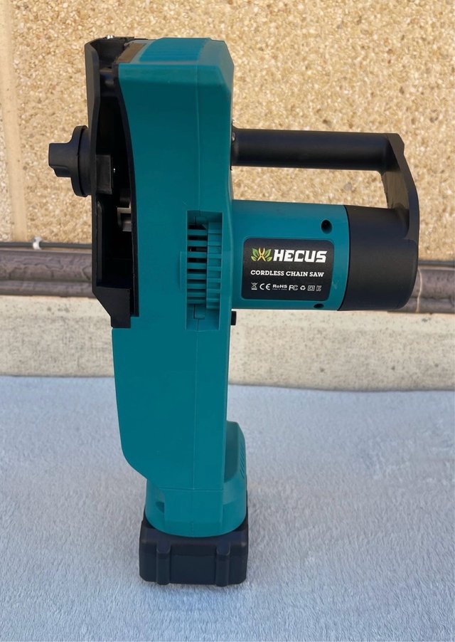 Motosierra Eléctrica 12 HECU + Batería + Maletín
