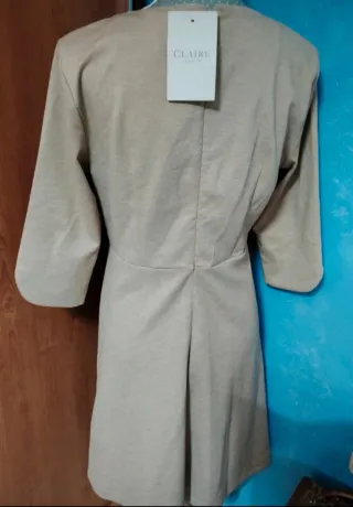 Vestido beige manga 3/4