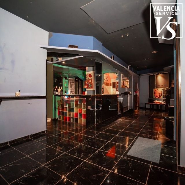 0862 – VENTA DE BAJO CON LICENCIA DE SAUNA RELAX