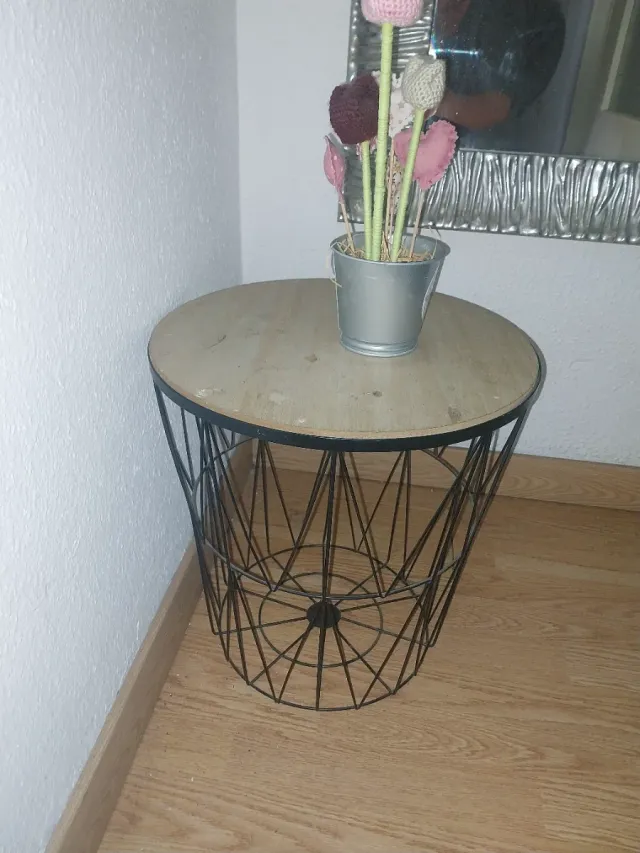 Mesa auxiliar redonda metal y madera