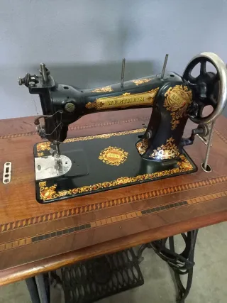 Máquina de coser Wertheim