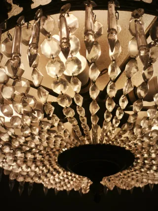 Lámpara de araña cristal metal completa y perfecta