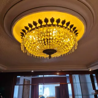 Lámpara de araña cristal metal completa y perfecta