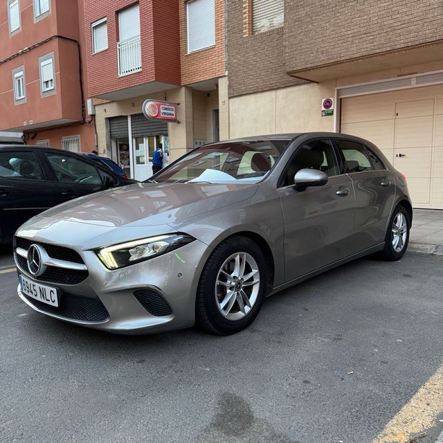 Mercedes-Benz A180d