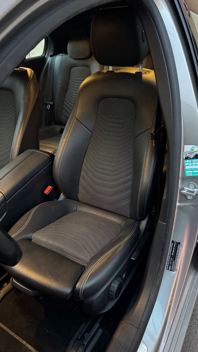 Mercedes-Benz A180d