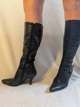 Botas de tacón altas negras