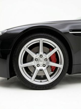 Aston Martin Vantage 2007