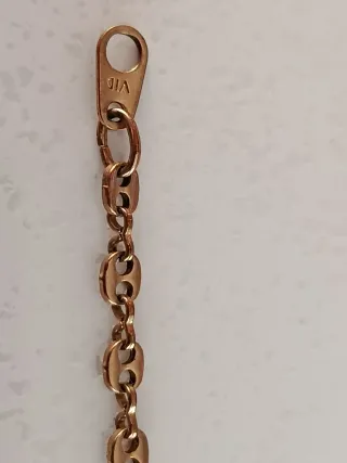 Pulsera bañada en oro