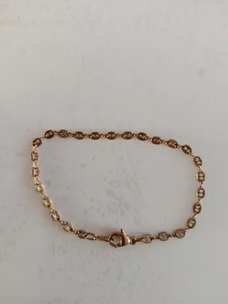 Pulsera bañada en oro