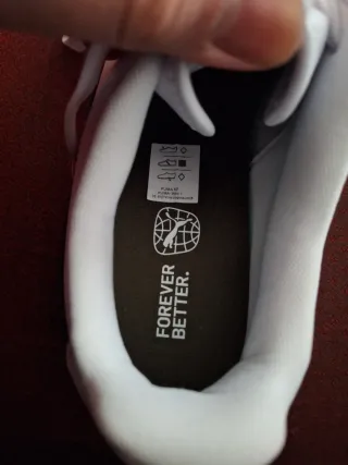 Zapatillas Puma Shuffle Blancas y Doradas