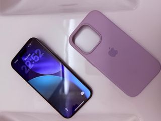 iPhone 15 Pro Nero/Viola
