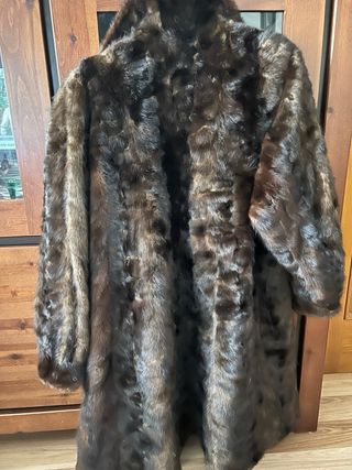 Abrigo visón sintético marrón