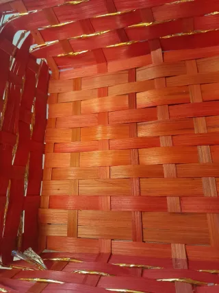 Cesto portafrutta in bambù e vimini rosso