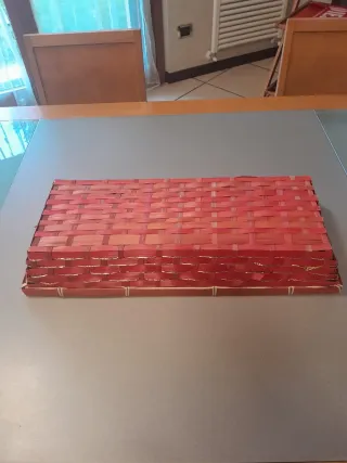 Cesto portafrutta in bambù e vimini rosso