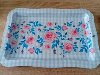 4 Bandejas de Metal Decoradas