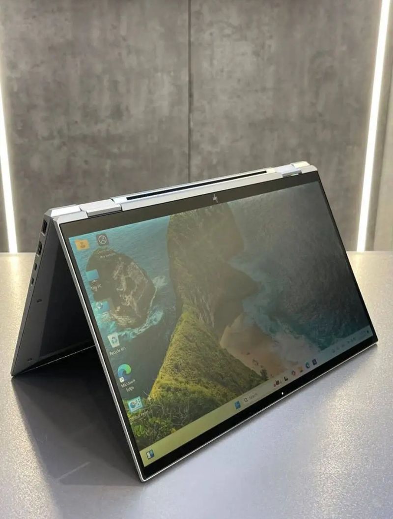 HP EliteBook x360 1040 G8 i5 11ªGe 16GB 14″ táctil