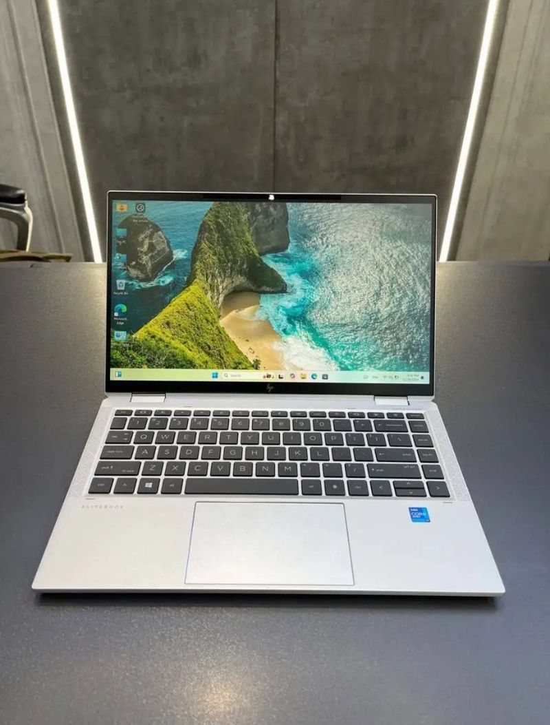 HP EliteBook x360 1040 G8 i5 11ªGe 16GB 14″ táctil afbeelding 5