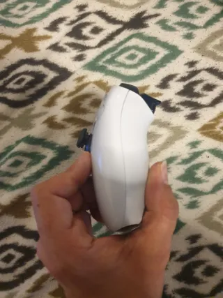 Controller PS5 bianco con joystick magnetici TMR