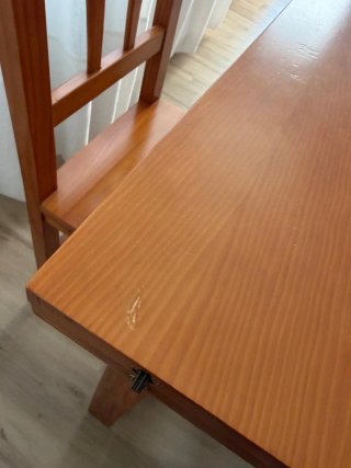Mesa y 4 Sillas Comedor Madera