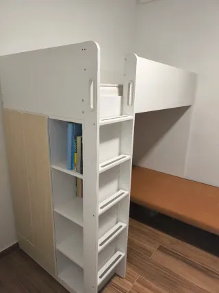 Cama alta blanca Ikea