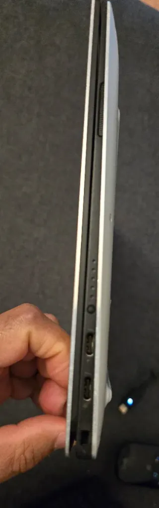 Dell XPS 9370 Core i7 Plata