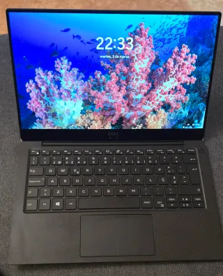Dell XPS 9370 Core i7 Plata