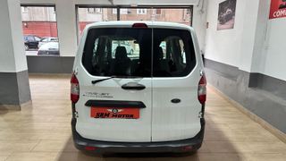 Ford Tourneo Courier 2015