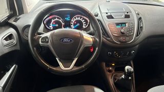 Ford Tourneo Courier 2015