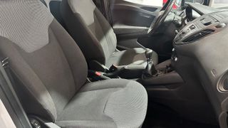 Ford Tourneo Courier 2015