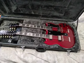 Luthiers guitarras bajo TARRAGONA